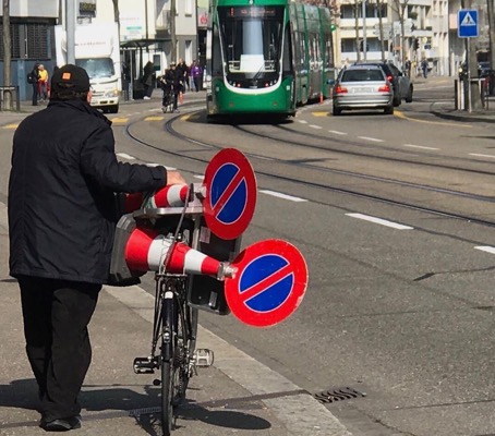 Eindelijk tijd om te werken, het is zomer